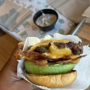 Avocado Bacon Cheeseburger