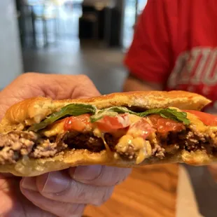 Flat 1/4 in. patty not much  more than a thin Wendy's Honestly this is the most Over Rated burger joint ever.