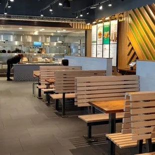 sushi and sashimi, interior