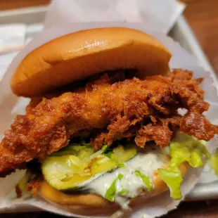 food, chicken wings and fried chicken