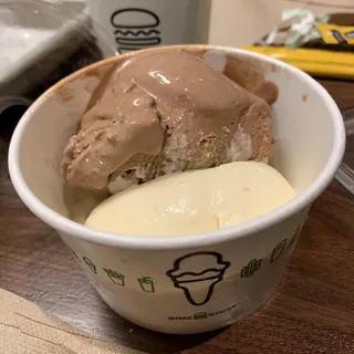 Vanilla & Chocolate Shake