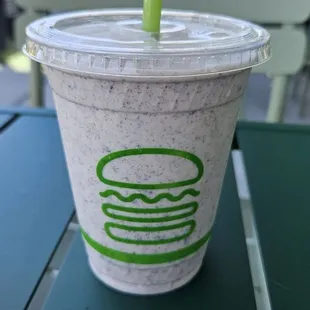 Oreo milkshake. Love it!