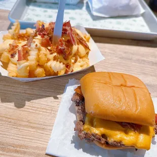 Bacon Cheeseburger, Bacon Cheese Fries