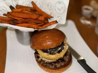 Liberty Burger - Forest & Inwood