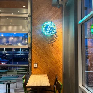 Attention all food get in my stomach