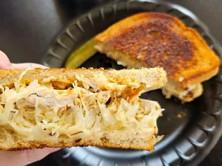 Rusty's Deli & Grille