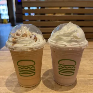 Thai tea milkshake Strawberry Shake