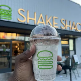 The new Oreo Cookie Funnel Cake from Shake Shack