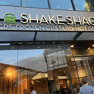Outside entrance to Shake Shack