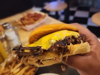 Sexton's Burger Bar