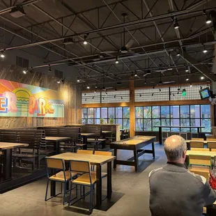 Look at this view (don't tell my husband I took a view from behind, shhhhh) Lots of games etc!