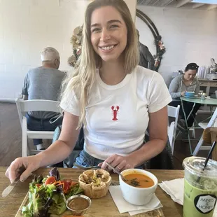 Crawfish embroidered tee