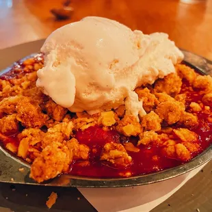 Strawberry Rhubarb Crisp