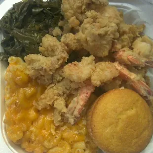 Conch, shrimp and fish combo.