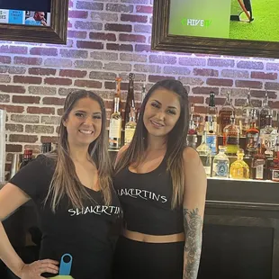 Best bartenders ever!!!