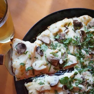 food, pizza