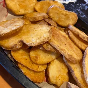 Mojo potatoes