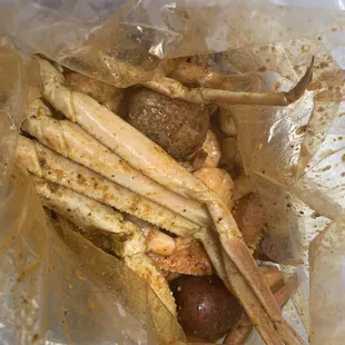 Combo B Shrimp no head with Snow crablegs