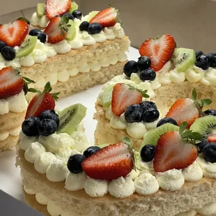 Number Cake. Vanilla cake with vanilla mouse and fresh fruit.