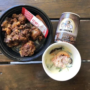 food, fried chicken wings, poultry, bbq wings, chicken wings, fried chicken, bbq chicken, chicken wings and fried chicken, chicken