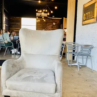 a chair in a coffee shop