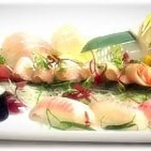 shallots sushi sashimi combo