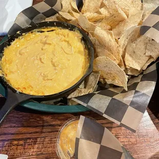 Buffalo chicken dip and chips