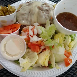 Italian beef w/o a bun w/ au jus and with side salad