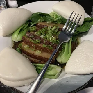 Steamed bun (2 pc)