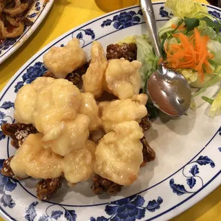 Prawns with Candy Walnut