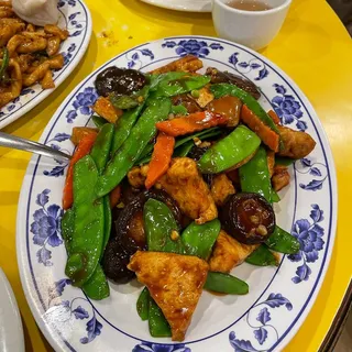 Black Mushroom with Bean Curd
