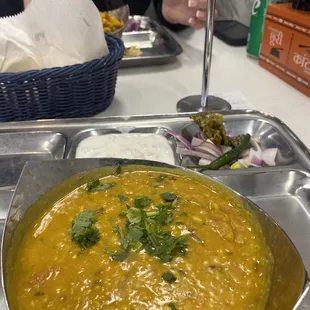 Yellowdal
