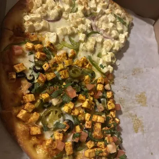 Chilli Paneer Pizza