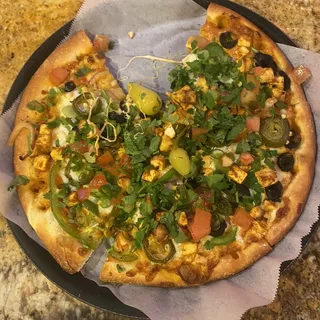Chilly Paneer Pizza