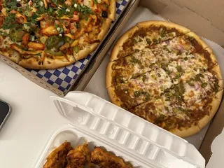 Shan Tandoori Pizza