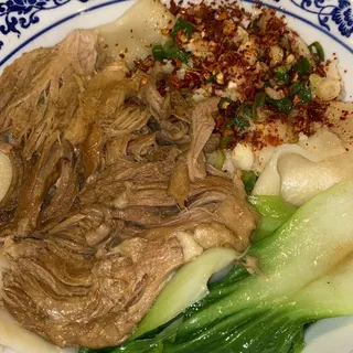 25. Spicy Hot Oil Seared Stewed Pork Handmade Noodles