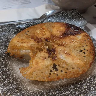 Pork & Cabbage Pot Sticker