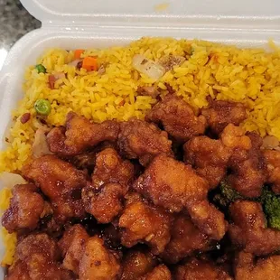 general tso chicken with fried rice