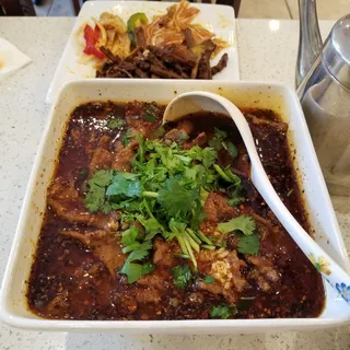 Sichuan Poached Sliced Beef in Hot Chili Oil