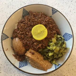 Marinated Minced Pork with Rice