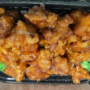 General Tso's Chicken (carry-out order)