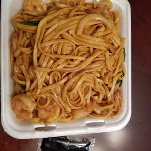 Shrimp Lo mein