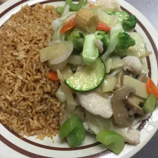 A2 Regular: Moo Goo Gai Pan with fried rice.