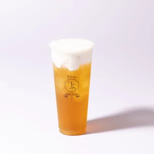 Peach Oolong Cloud Foam. 
White Peach Oolong Tea with Creamy Milk Cloud Foam on the top.