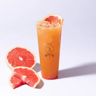 Red Grapefruit Green Tea.
Red Grapefruit syrup with Premium Green Tea.