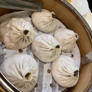 D3. Black Truffle Soup Dumpling with Pork