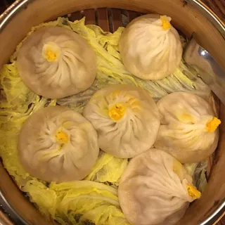 D1. Soup Dumpling with Crab Meat and Pork