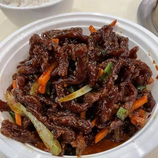 B6. Dry Sauteed Shredded Beef
