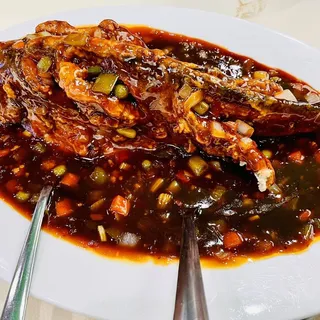 E12. Crispy Whole Yellowfish with Sweet and Sour Sauce