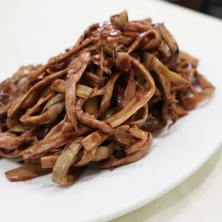 C7. Braised Bamboo Shoots